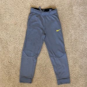 ‘NIKE’ Sweatpants for kids!